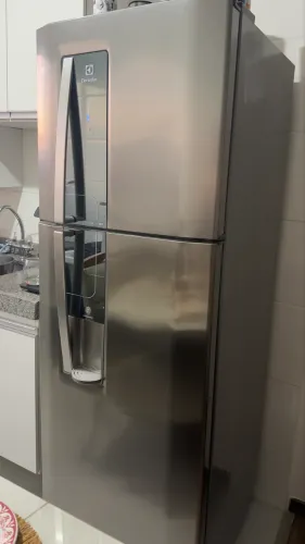 Geladeira eletrolux inox