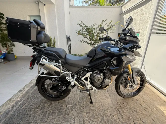 Triumph Tiger 1200 Black Edition