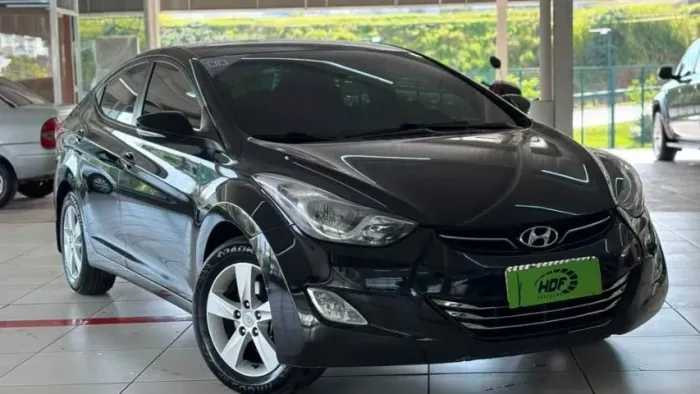 Hyundai Elantra GLS 2.0 16V Flex Aut. 2014