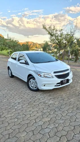 Chevrolet Onix JOY Hatch 1.0 8V Flex Mec. 4P 2018