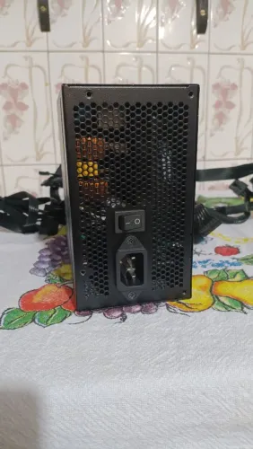 Fonte XPG Pylon 650w
