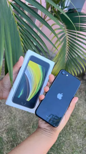 iPhone SE 64GB Preto - Semi Novo e Impecável