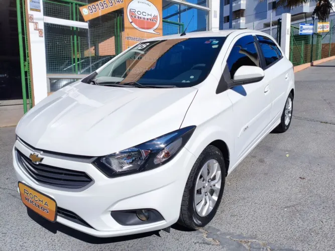 Chevrolet Onix Hatch LT 1.4 8V Flex Mec. 4P 2018