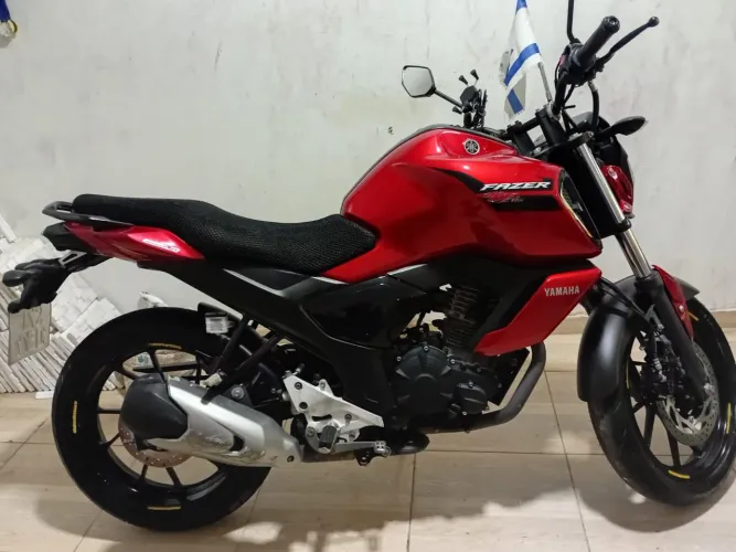 VENDO MOTO FZ15 2020-2024