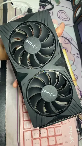 Placa de vídeo RTX 4060 PNY 8GB pra vender logo