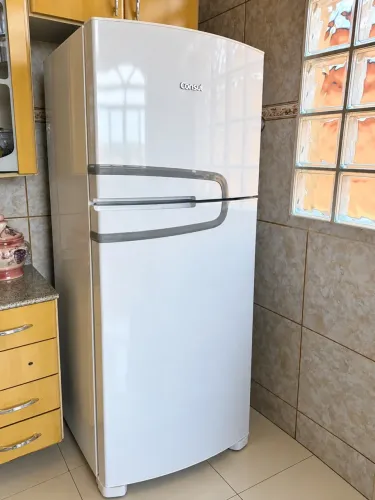 Geladeira Electrolux Frost Free 340LTS