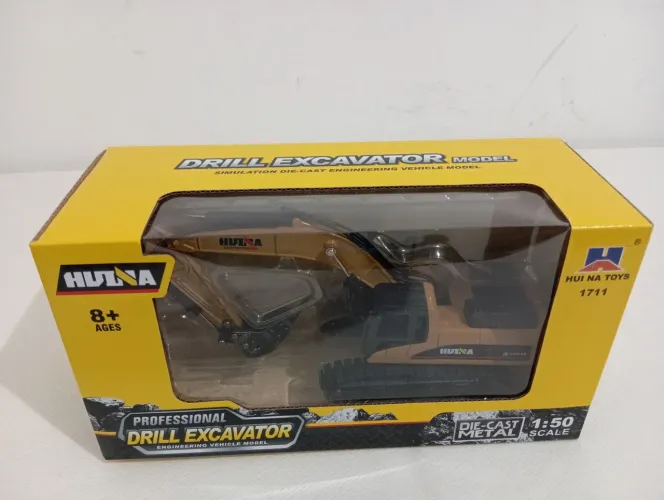 ESCAVADEIRA DE PERFURAÇÃO 1/50 HUINA