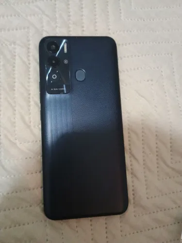 Tecno pova tela quebrada