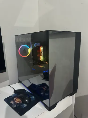 Pc gamer troco em iPhone 17 pro max