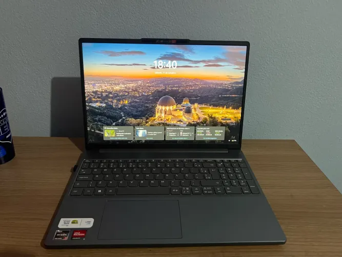 Notebook lenono slim 3 Ryzen 7 512GB , 12GB RAM