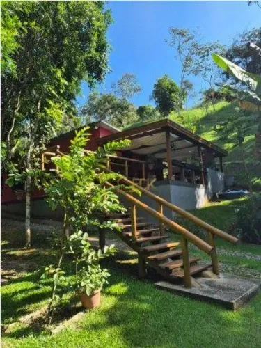 Sítio com 3 dormitórios à venda, 16000 m² por R$ 1.855.000,00 - Freguesia da Escada - Guar