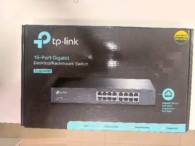 Switch Gigabit TP-Link modelo TL-SG1016D