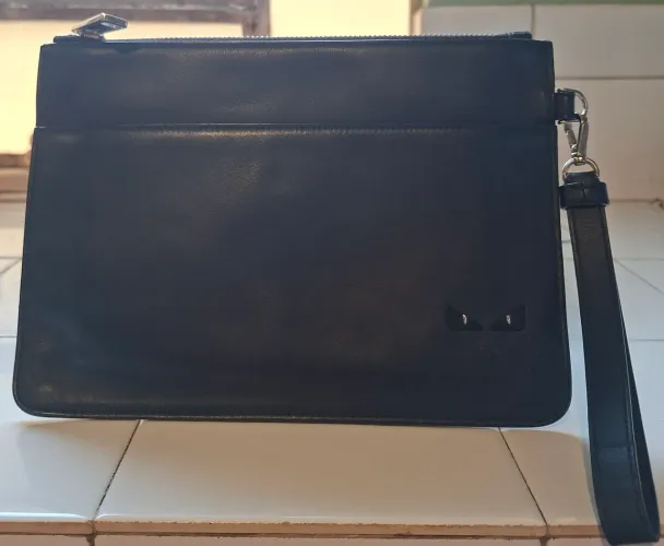 Bolsa feminina Fendi - preta