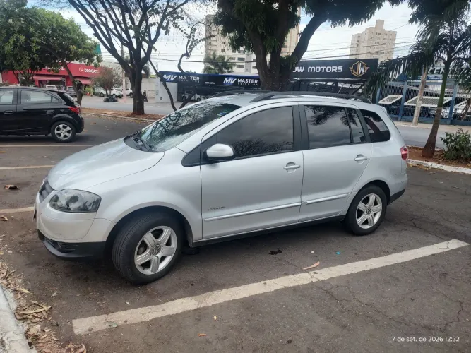 Volkswagen Spacefox Comfortline 1.6 MI T.flex 8V 5P 2009