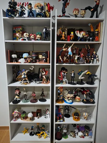 COLEÇÃO COMPLETA DE ACTION FIGURE MAIS FUNKOS