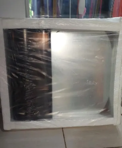 Espelho com armário para banheiro, Astra. 