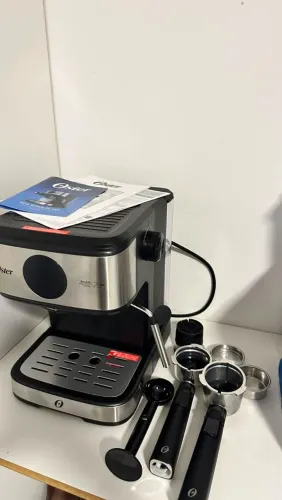 Vendo cafeteira espresso Oster digital 127V