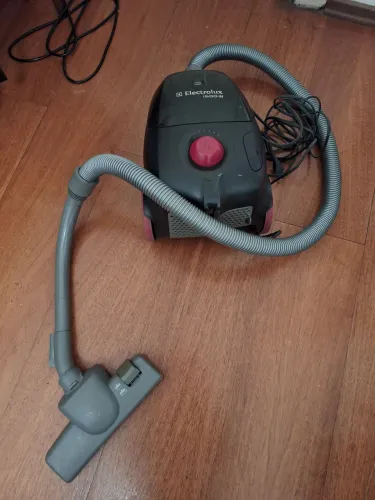 Aspirador de Pó Eletrolux One 1600w