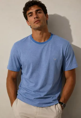 Camisa da Aviator Azul tamanho M, bonita, bem confortável, original, tecido macio. 