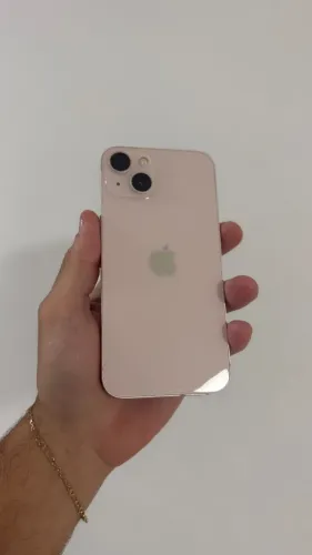 IPhone 13 sem marcas de uso