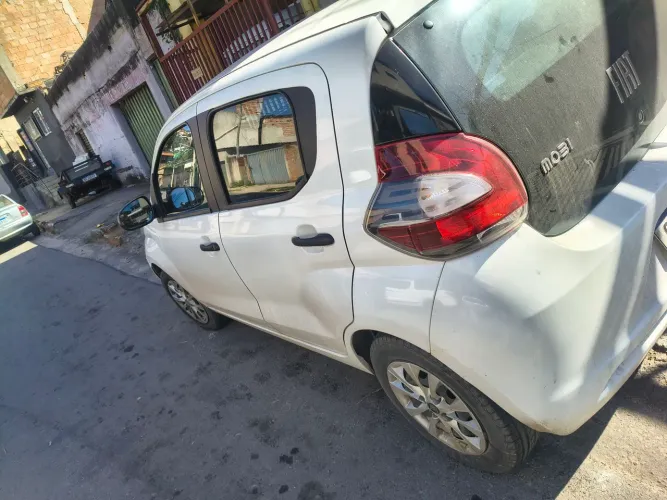 Locação de veículos 670 e 2000 calção ! 