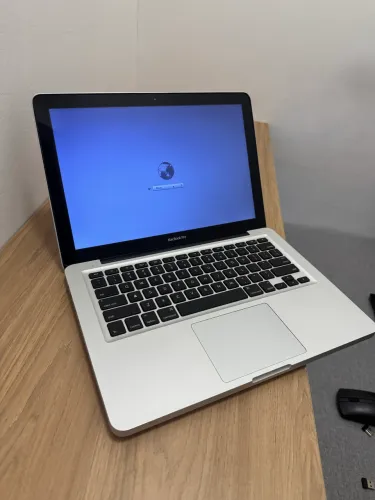 MacBook Pro 13" (2011)