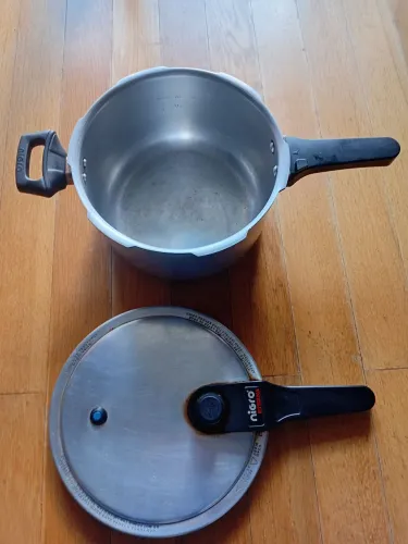 Panela de pressao NIGRO ETERNA