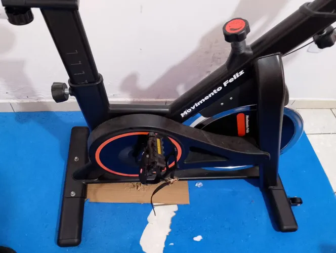 Bicicleta ergométrica nova 