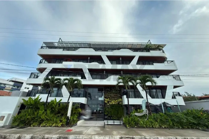 Venda: Seu Flat Novo 25 m² em Frente à Praia!