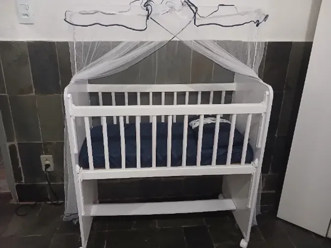 Mini berço seminovo