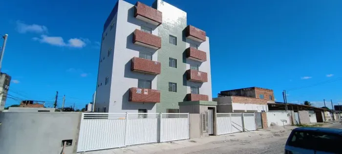 Apartamento com 2 dormitórios à venda por R$ 166.000 - Bairro das Indústrias - João Pessoa