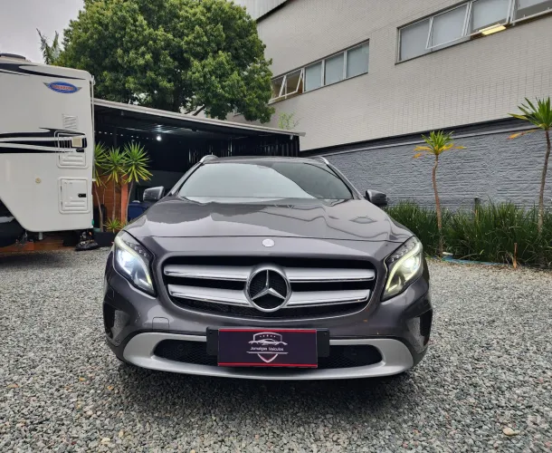 Mercedes-Benz GLA 200 Adv. 1.6/1.6 TB 16V Flex Aut. 2015