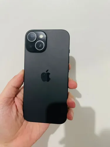 iPhone 15 128GB