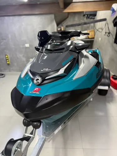 Jet Ski Seadoo GTX LIMITED 325 ano 2025.
