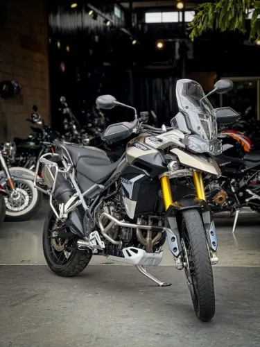 TRIUMPH TIGER 900 RALLY PRO