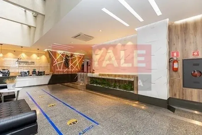 Sala comercial mobiliada Ed. Biocentro -Bigorrrilho-1 vaga