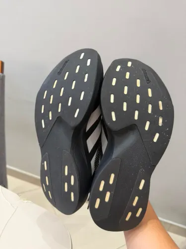 Tênis adidas evo sl 38