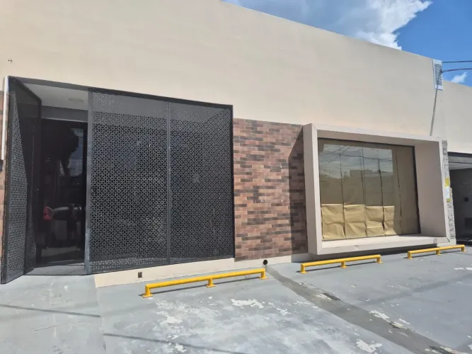 Ponto comercial 300m2. Térreo. Vieiralves