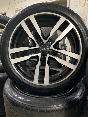 Rodas Audi TT Aro 19 Original 5x112 com Pneus usados