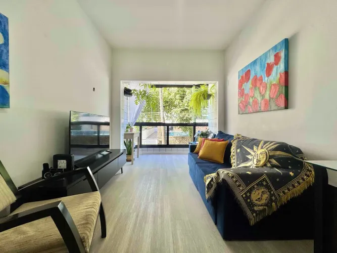 Apartamento à venda na praia do tombo no Guarujá | QVista Inteligência Imobiliária Guarujá