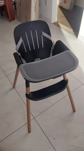 Cadeira De Refeição Burigotto para até 15kg
