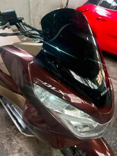 Honda PCX 150 DLX 2018 26mil km Revisada na Honda - Moto de Mulher