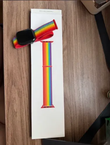Pulseira Apple watch 40mm pride edition sport loop (original)