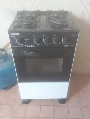 Fogão esmaltec 4 bocas mesa de vidro