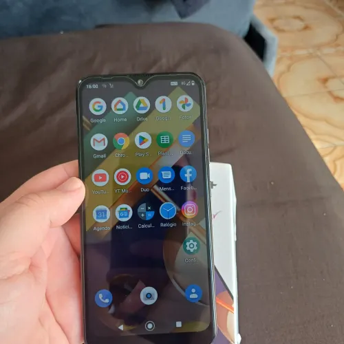 Celulares Redmi 9 e LG 22K+