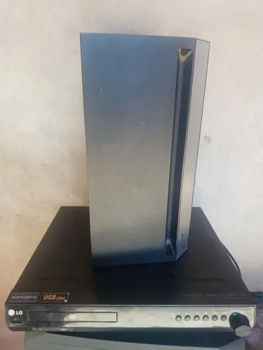 Home Theater LG (Aparelhagem Central + Caixa Subwoofer de Graves)
