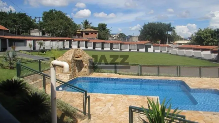 Chácara à venda no bairro Santa Rita, com 727 m² de construção, 6 quartos (sendo 4 suítes)