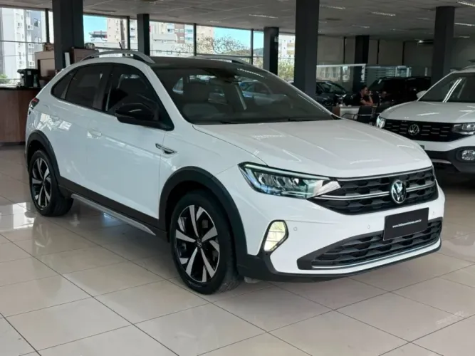 Volkswagen Nivus Highline 1.0 200 TSI Flex AUT 2021
