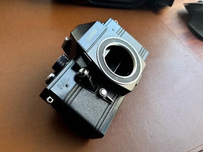 Câmera Praktica MTL 5 (Revue - East Germany) 