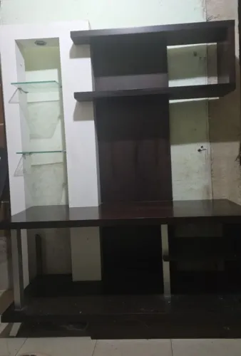 Vendo uma linda Estante para sua sala de estar